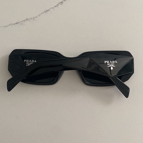 Prada Glasses - Picture 5 of 9